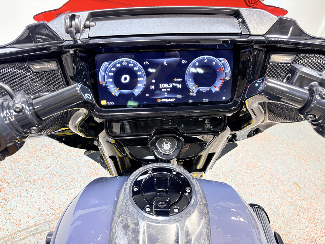 CVO® Street Glide® ST