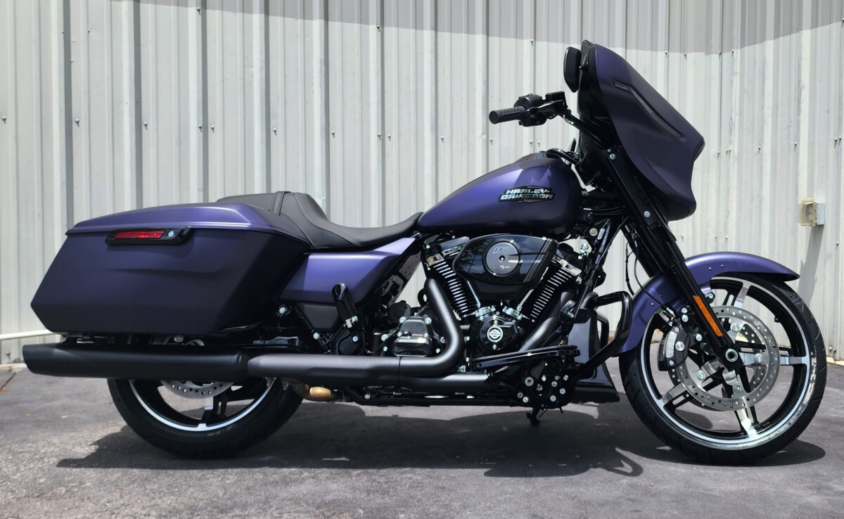 Street Glide®