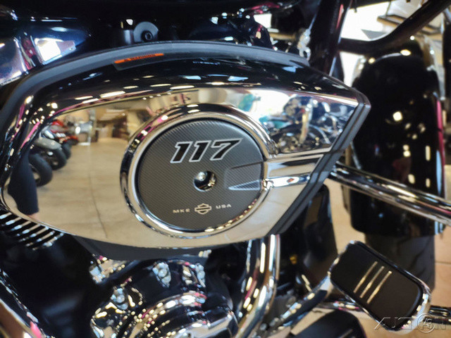 Road Glide®