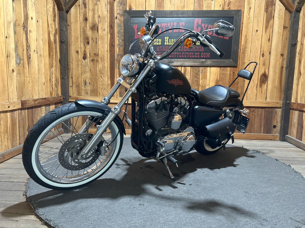 Sportster® Seventy-Two®