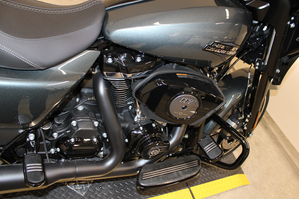 Street Glide®