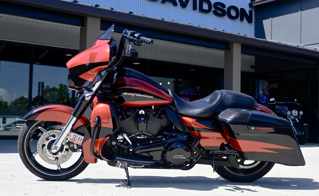 CVO® Street Glide®
