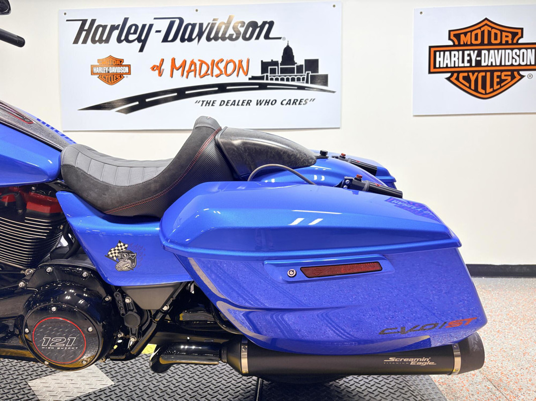 CVO® Street Glide® ST