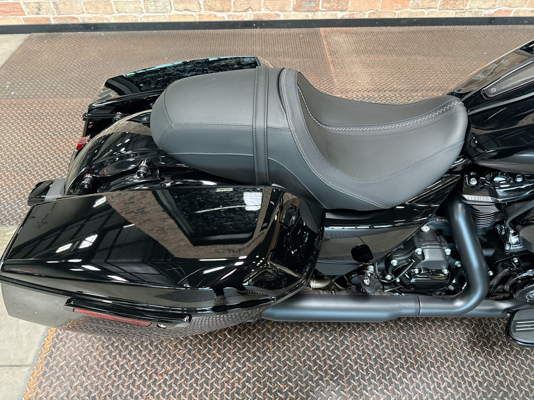 Road Glide®