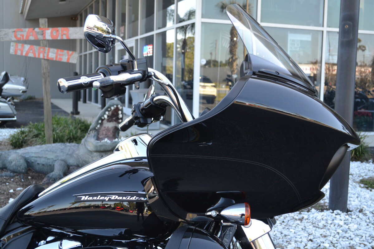 Road Glide® Ultra