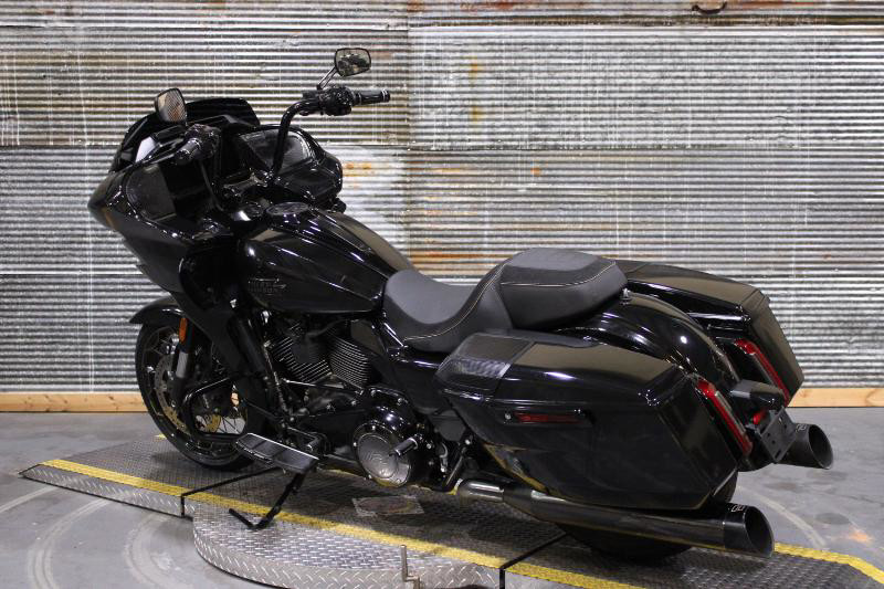 CVO® Road Glide®