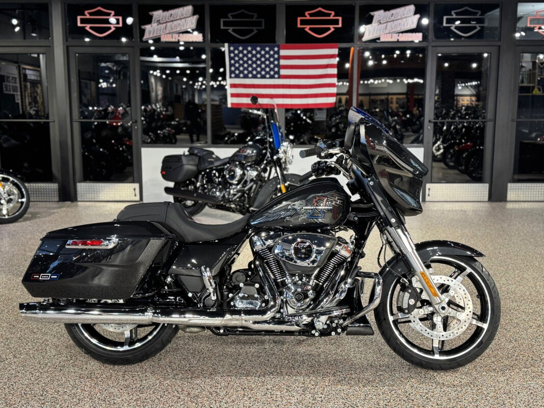 Street Glide®