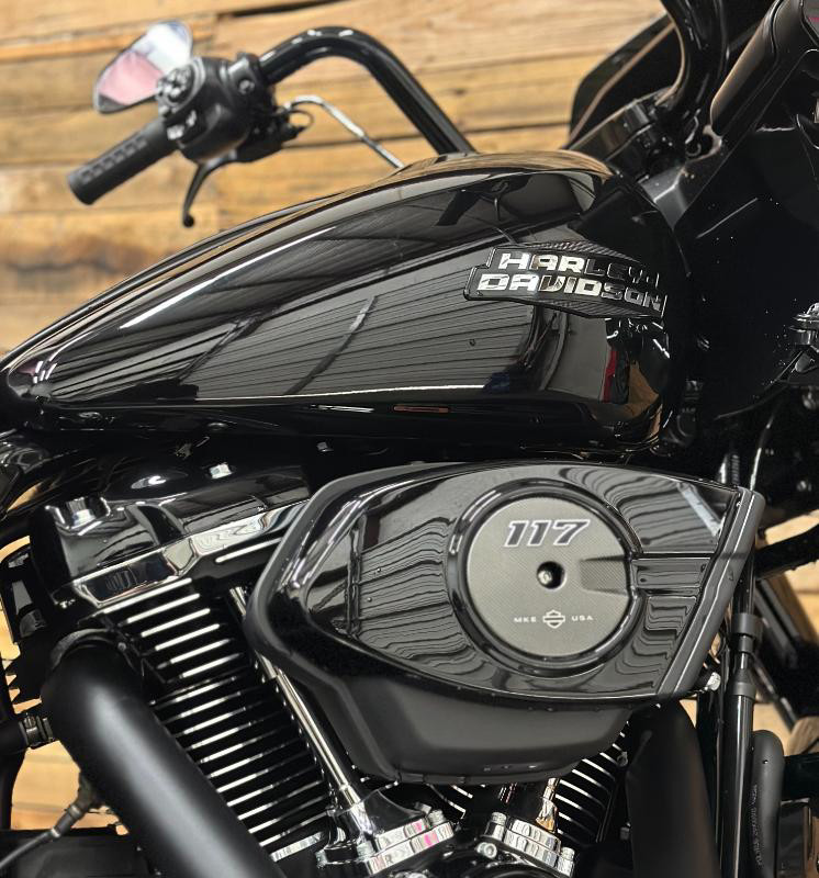 Road Glide®