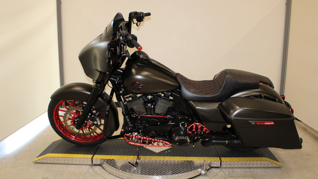 Street Glide® Special