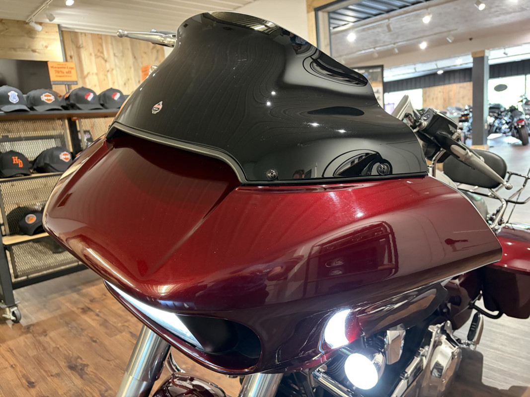 Road Glide®