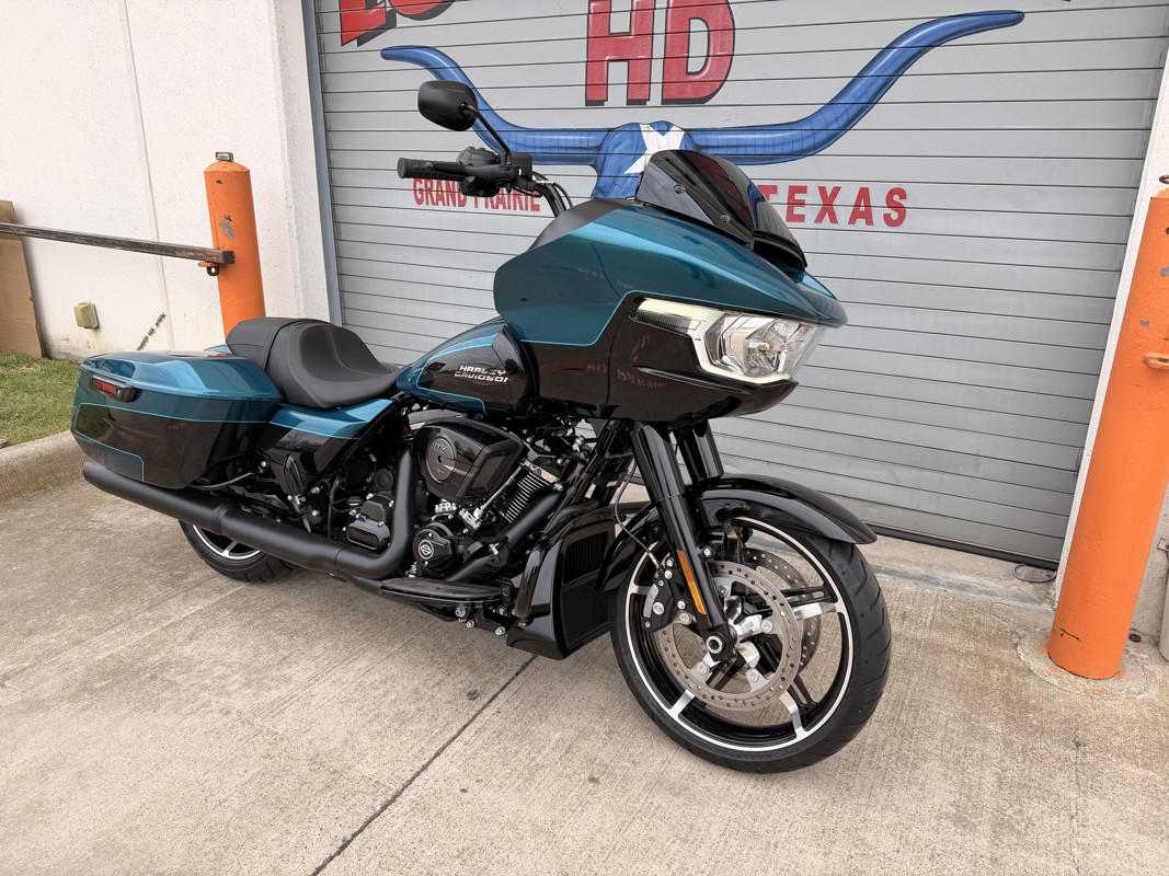 Road Glide®