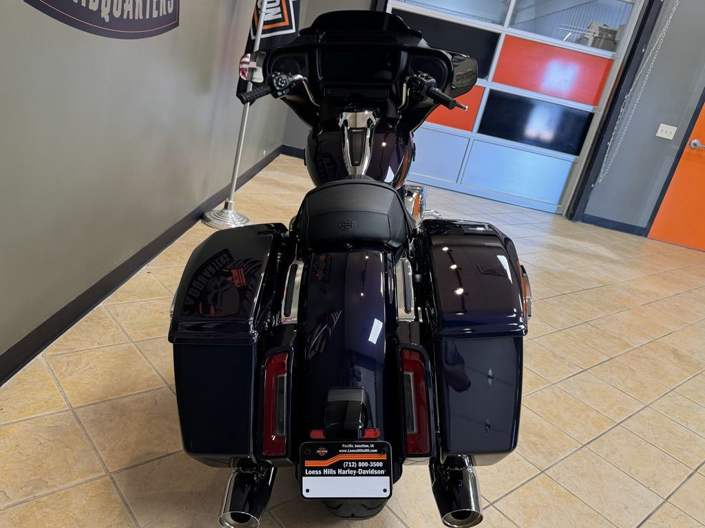 Street Glide®