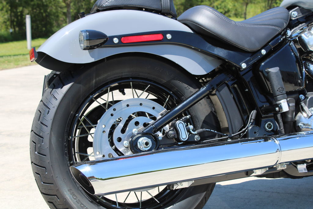 Street Bob®