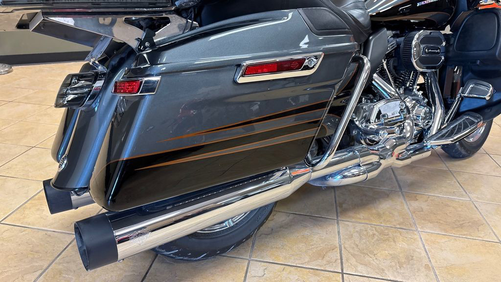 CVO® Road Glide® Ultra