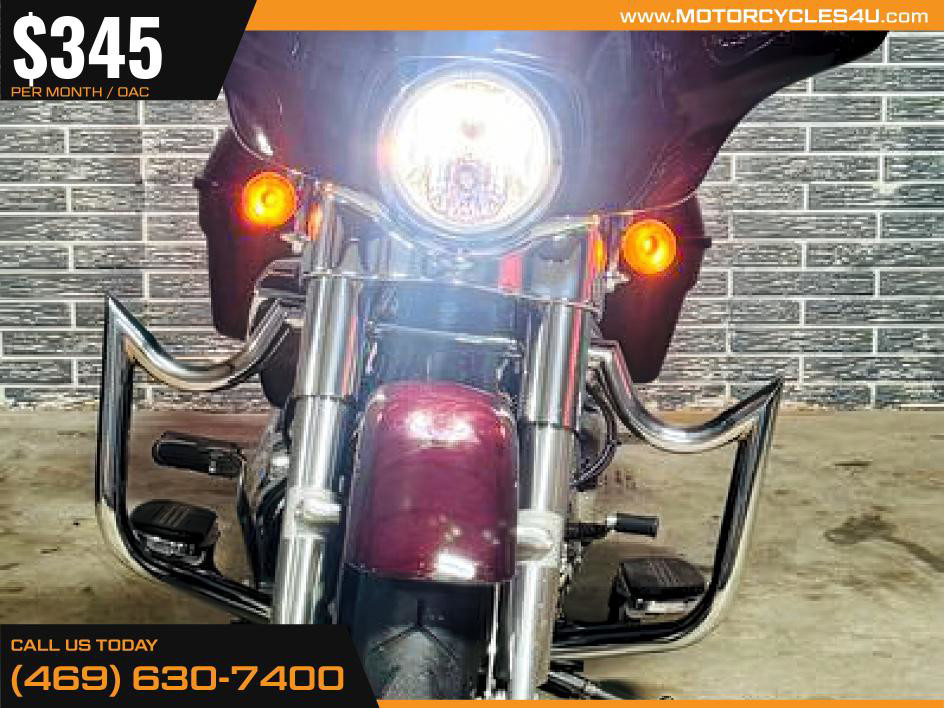 Street Glide®