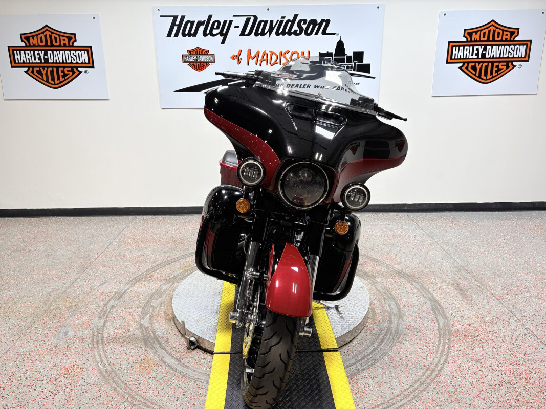 CVO® Street Glide®