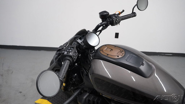 Sportster® S