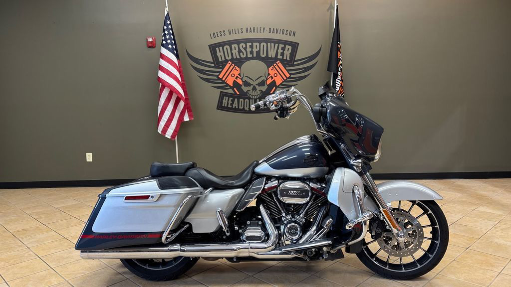 CVO® Street Glide®