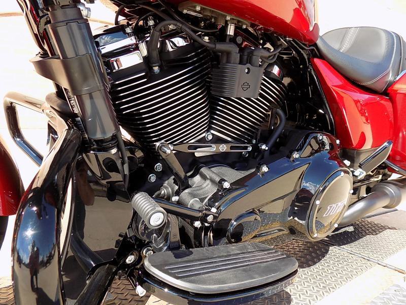 Street Glide®