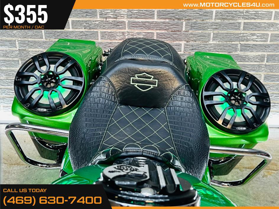 Road Glide®