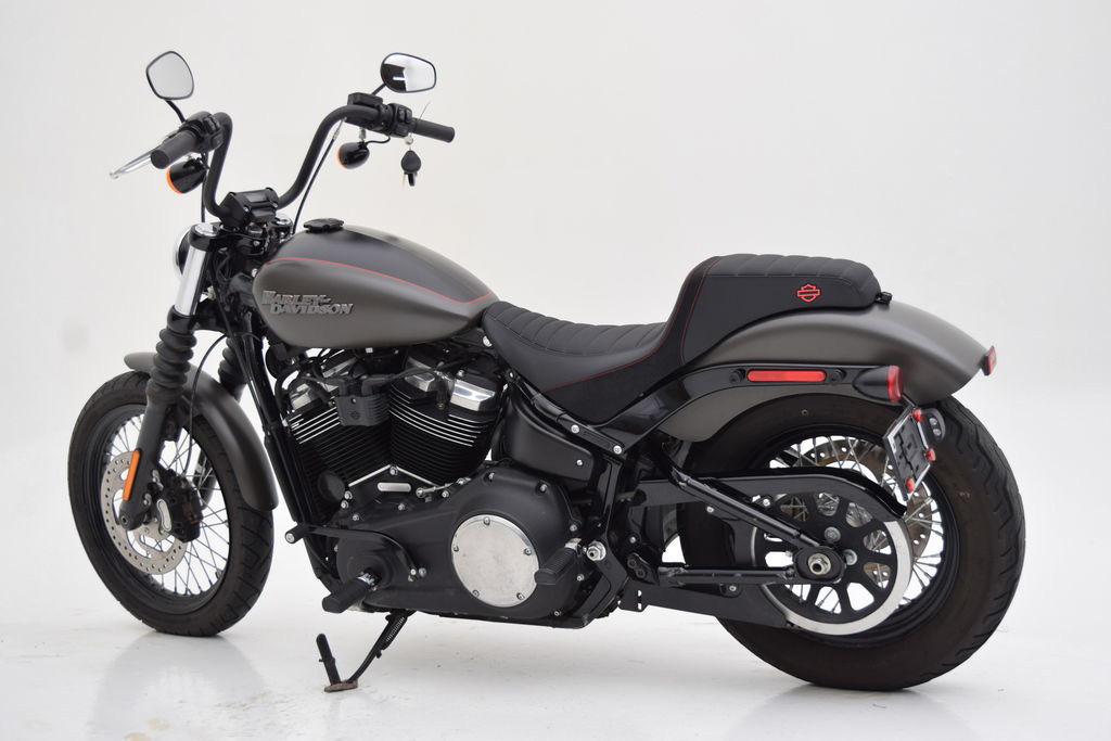 Softail® Street Bob®