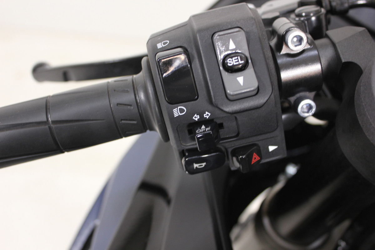 Ninja ZX-6R ABS KRT Edition