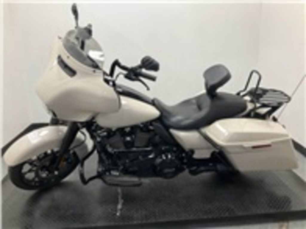 Street Glide® Special