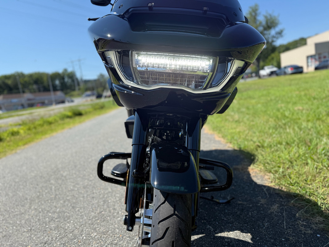 Road Glide®