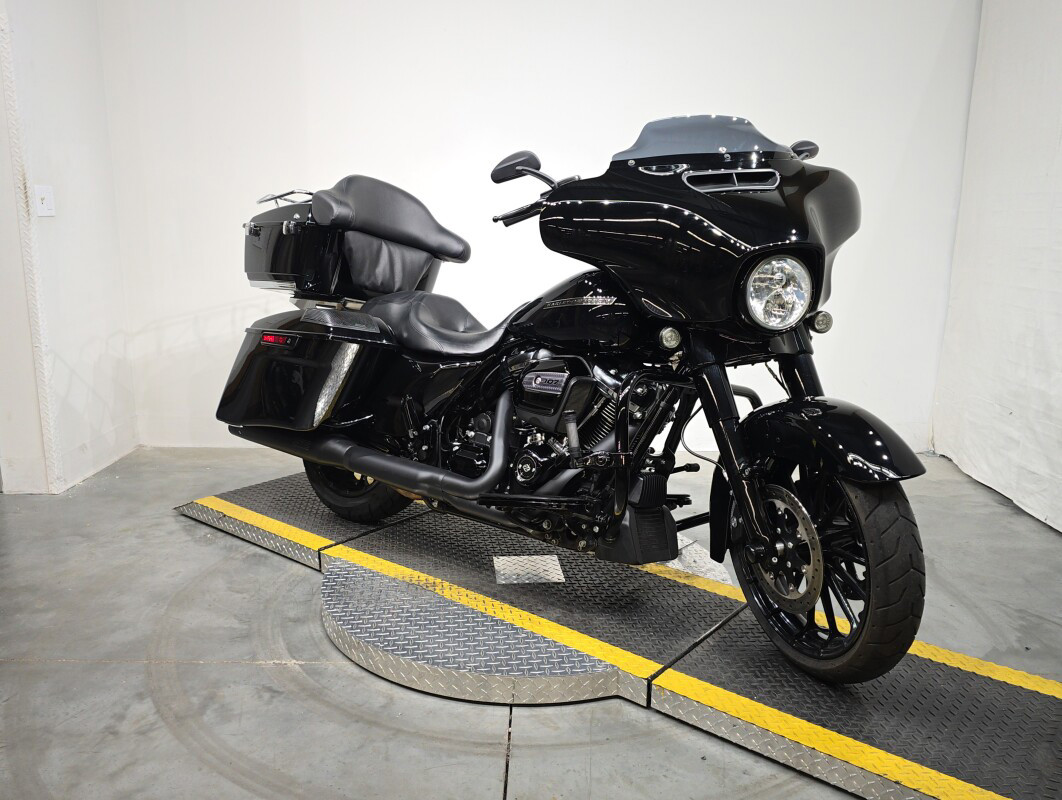 Street Glide® Special