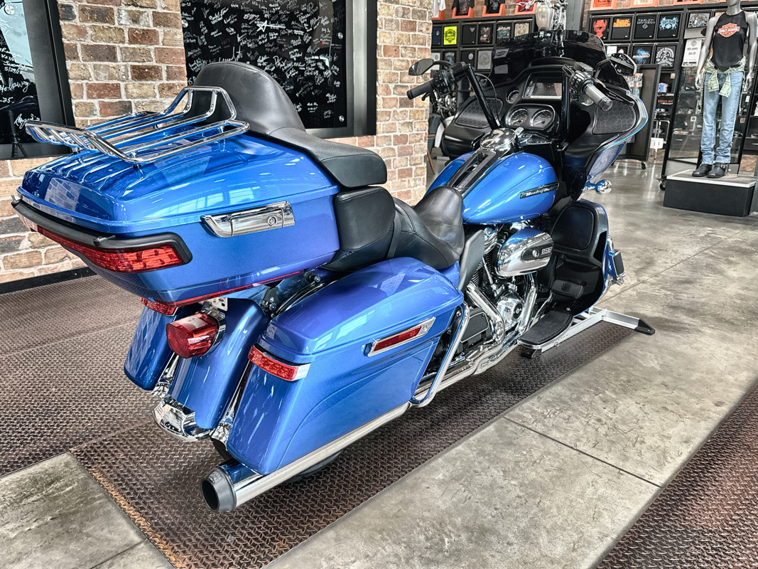 Road Glide® Ultra