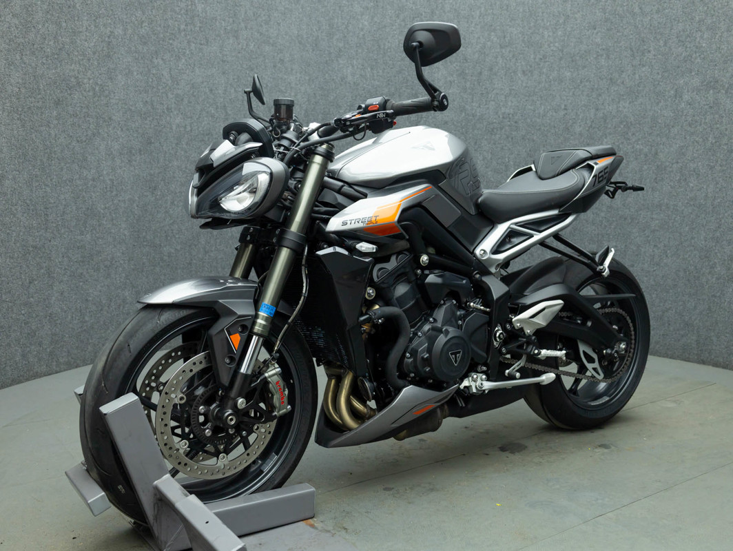 Street Triple RS