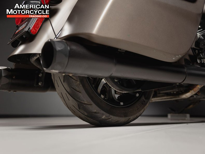 Roadmaster Dark Horse