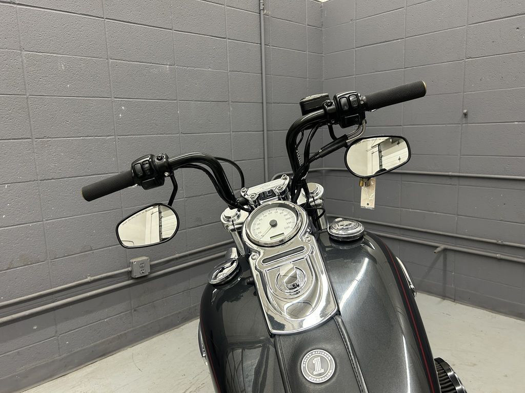 Dyna® Super Glide® Custom