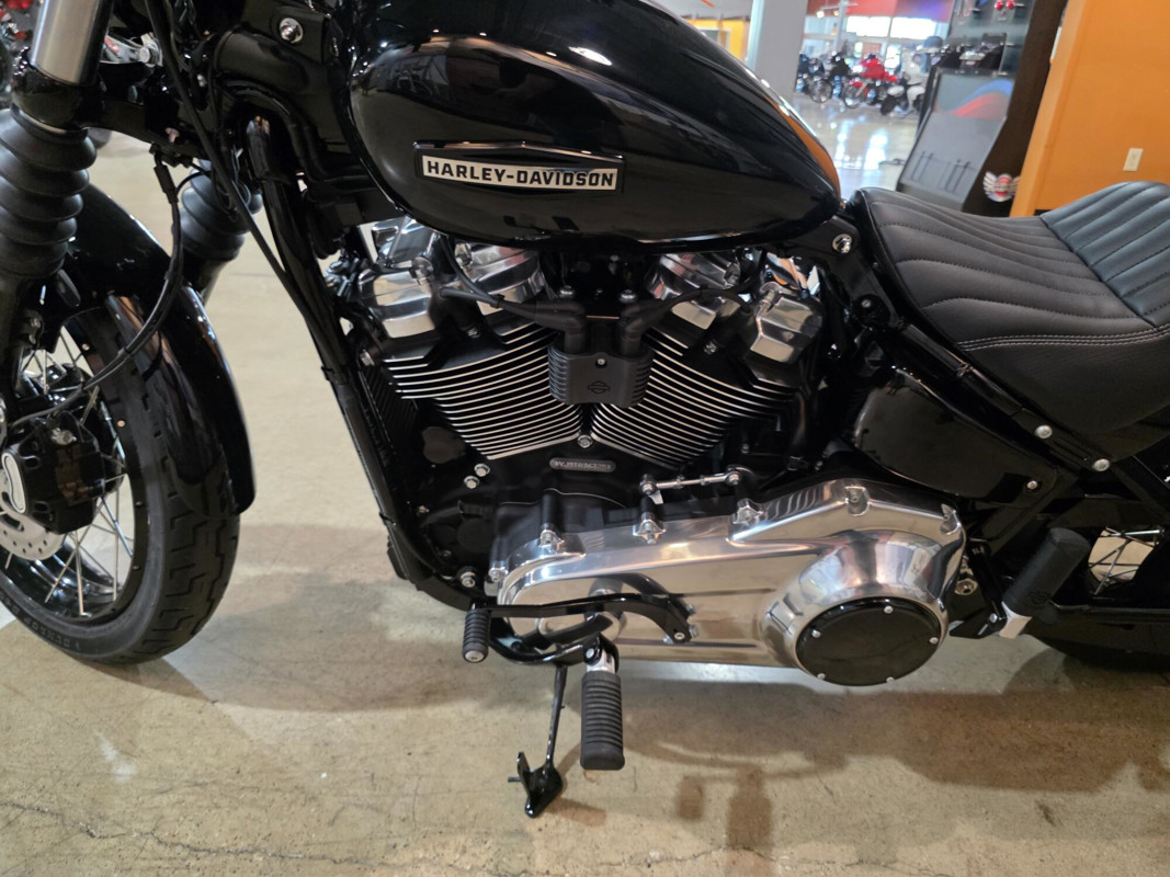 Street Bob®