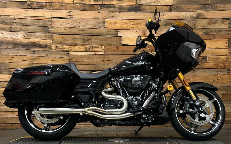 Road Glide®