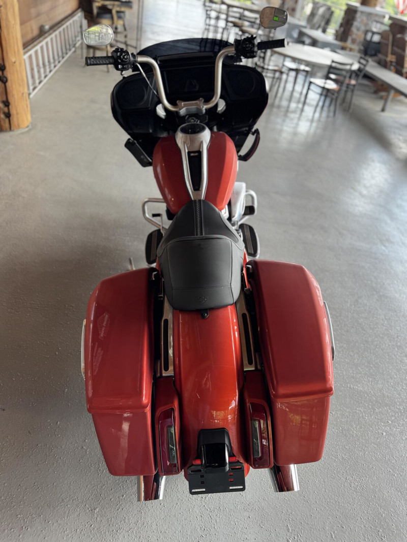 Road Glide®