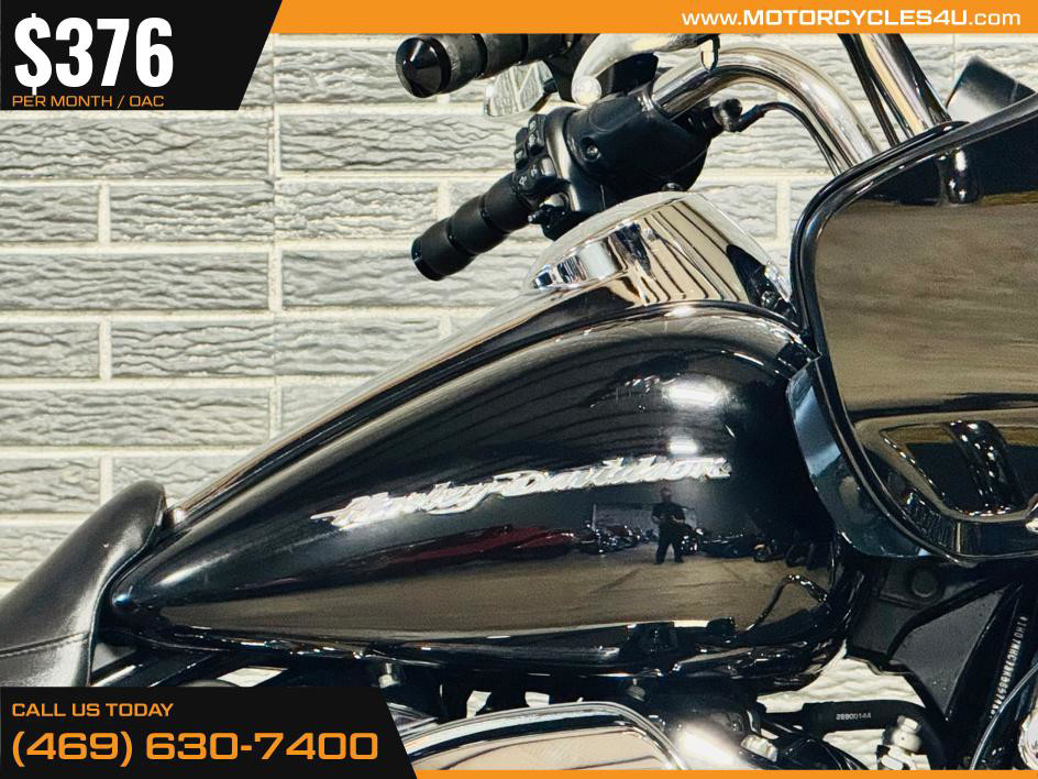 Road Glide®