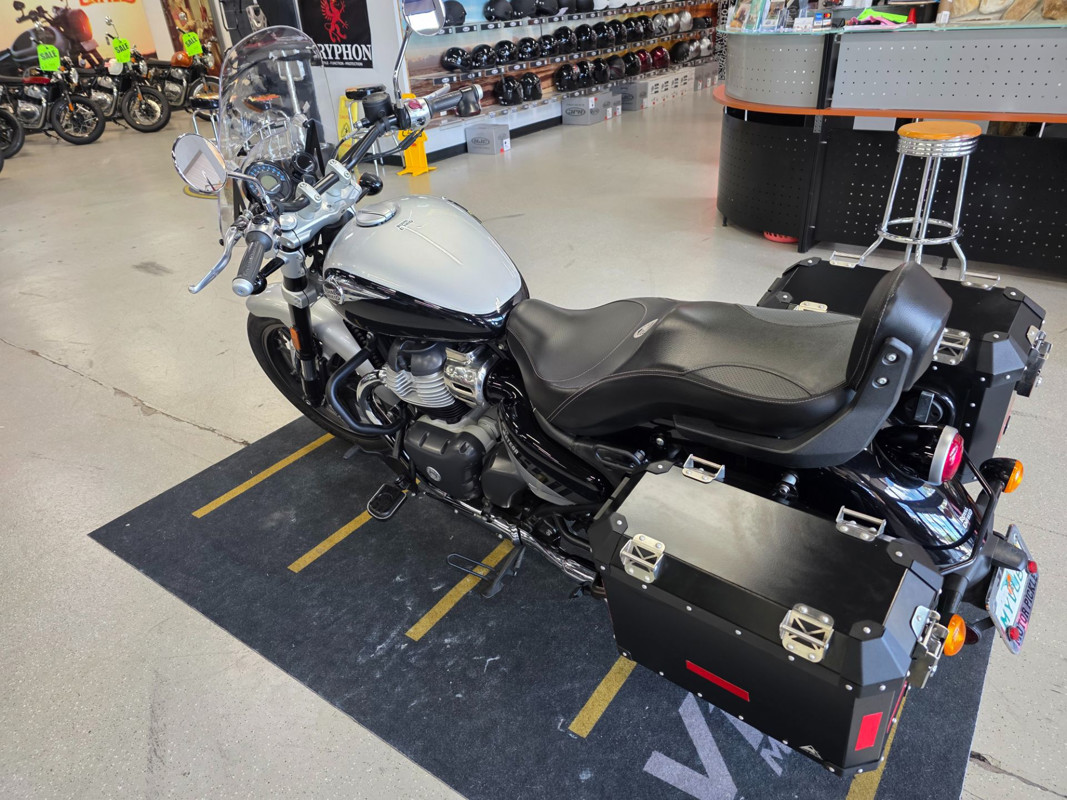 Super Meteor 650