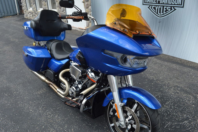 Road Glide®