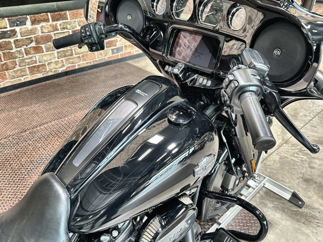 Street Glide® Special