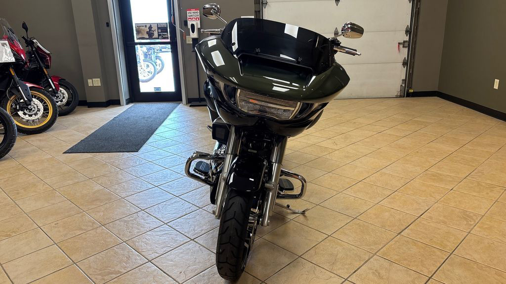 Road Glide®