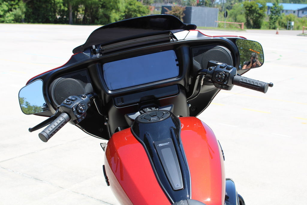 Street Glide®
