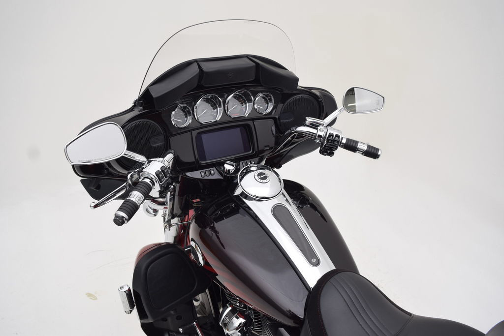 CVO® Tri Glide®