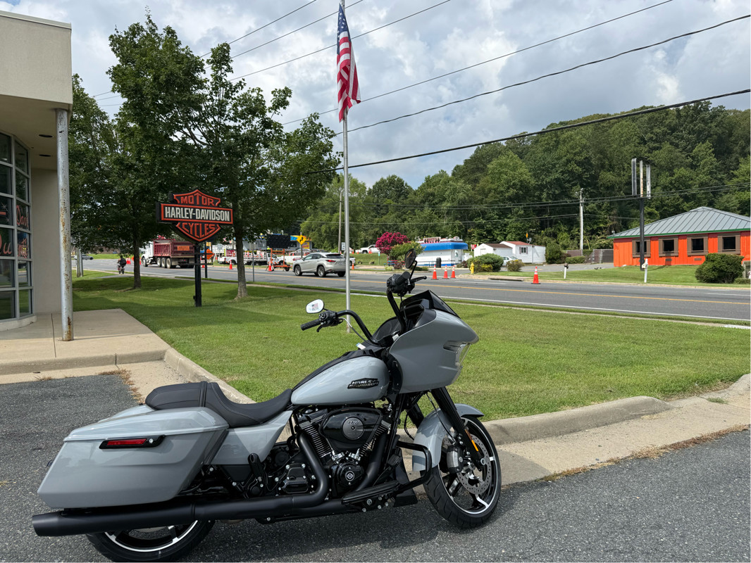 Road Glide®