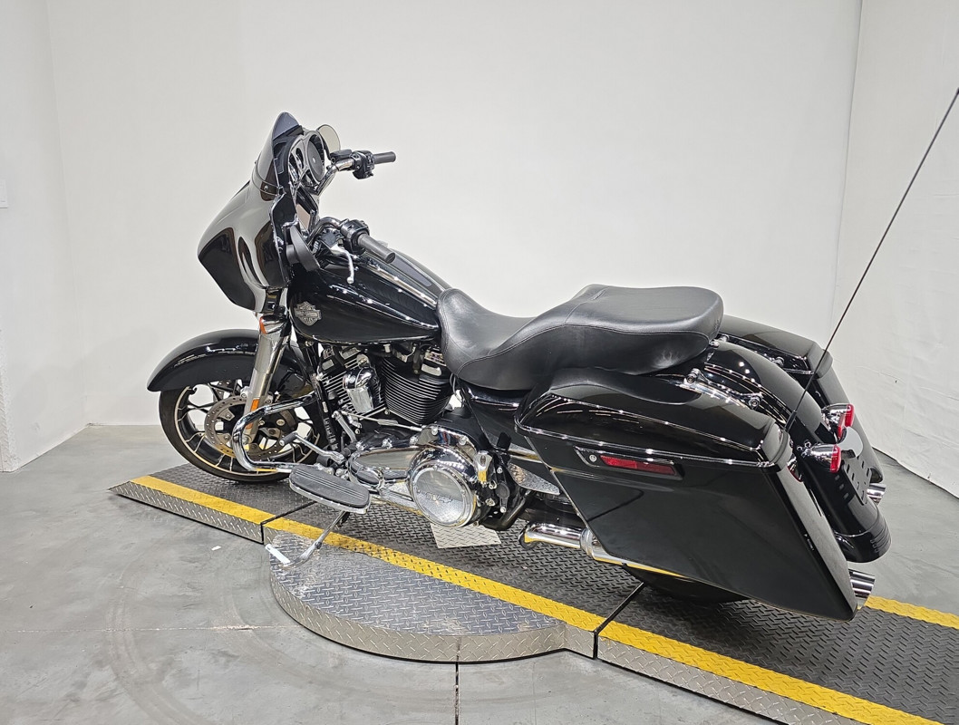 Street Glide® Special