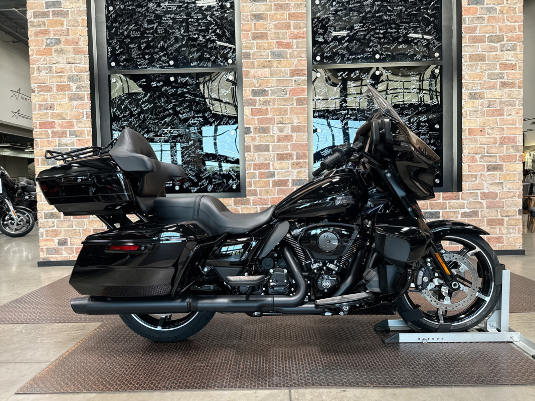 Street Glide® Ultra