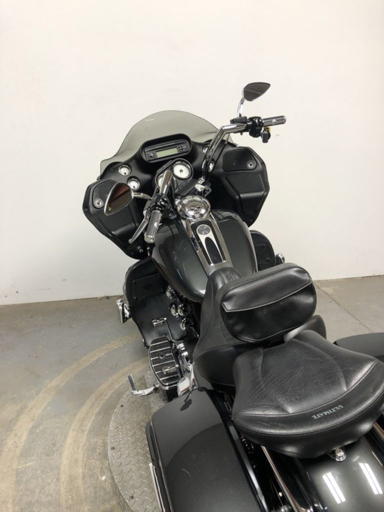Road Glide®