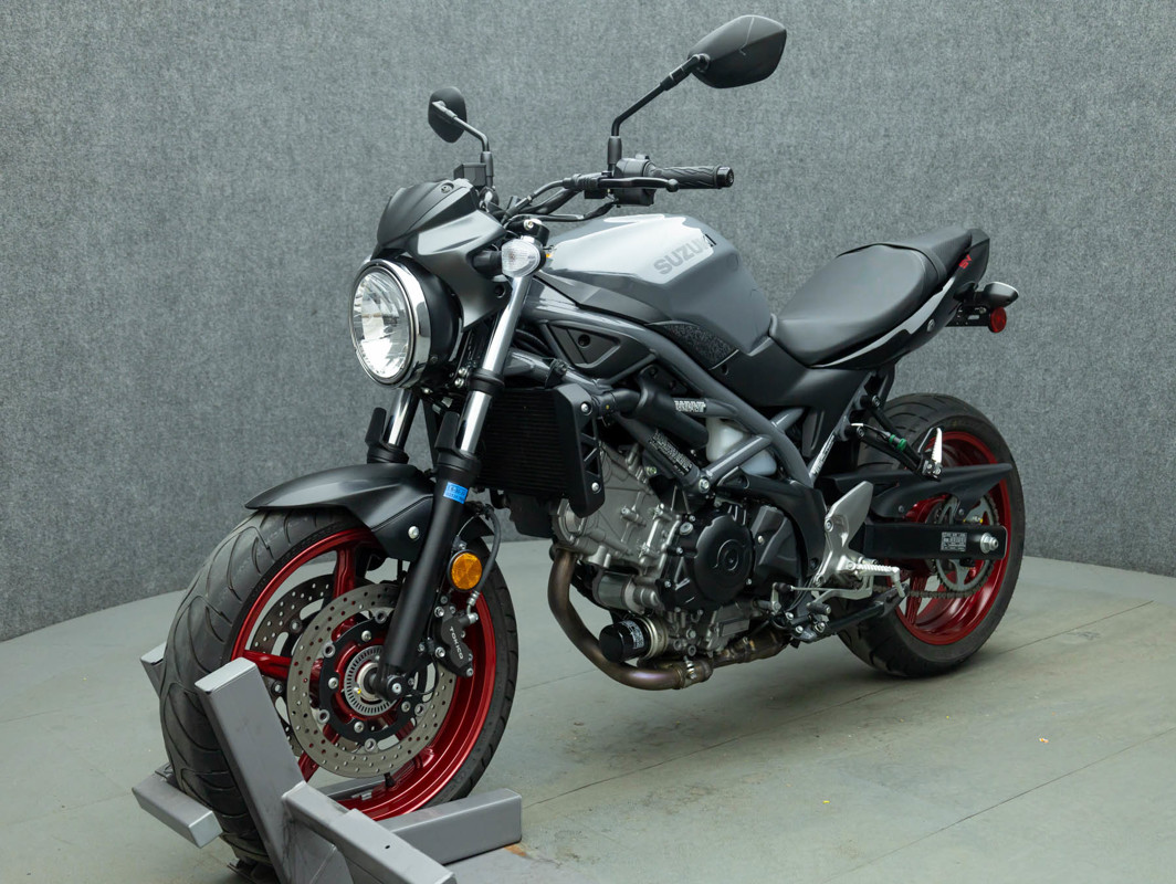 SV650