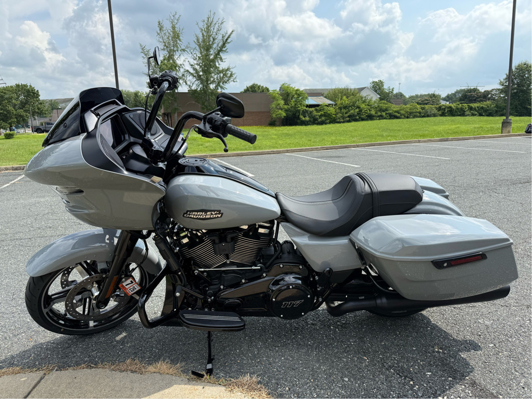 Road Glide®