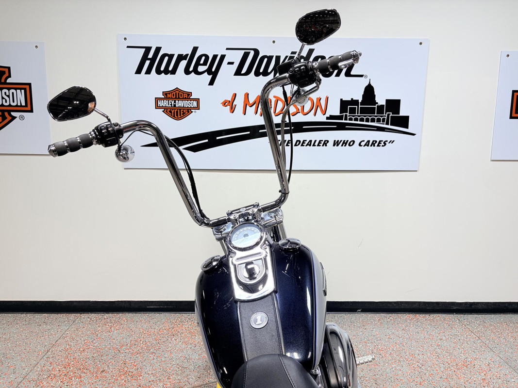 Dyna® Super Glide Custom